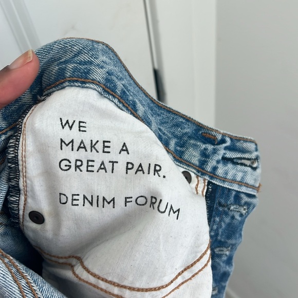 Denim Forum - The Joni Mid Rise Loose 29L - size 27 - Picture 6 of 11